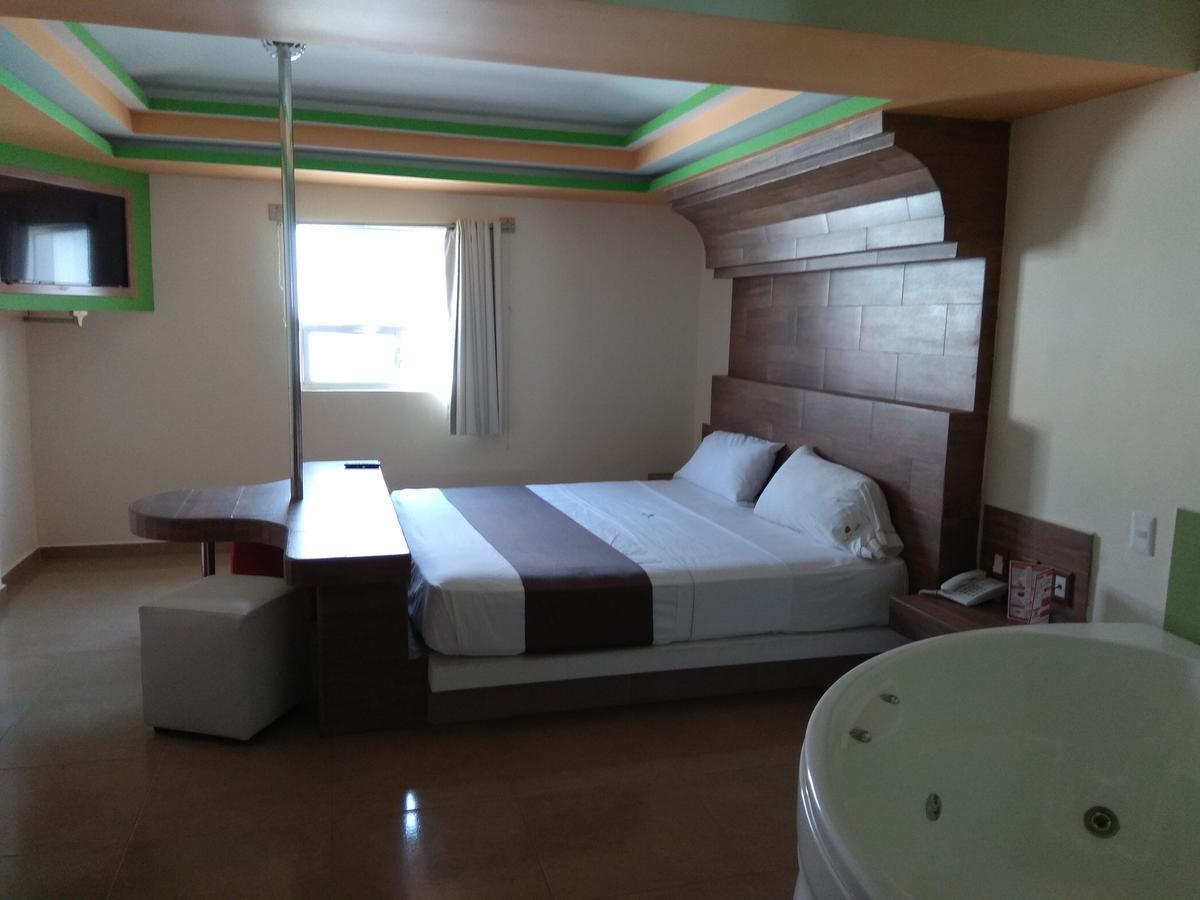 Hotel Rubi Manzanillo Exteriér fotografie